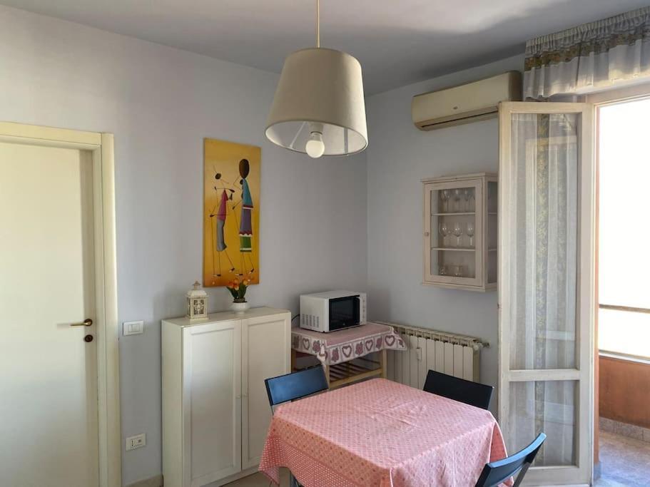 Bright Apt With Views And Terrace Firenze Esterno foto